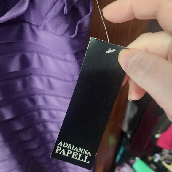 Adrianna Papell dress new - Picture 4 of 4
